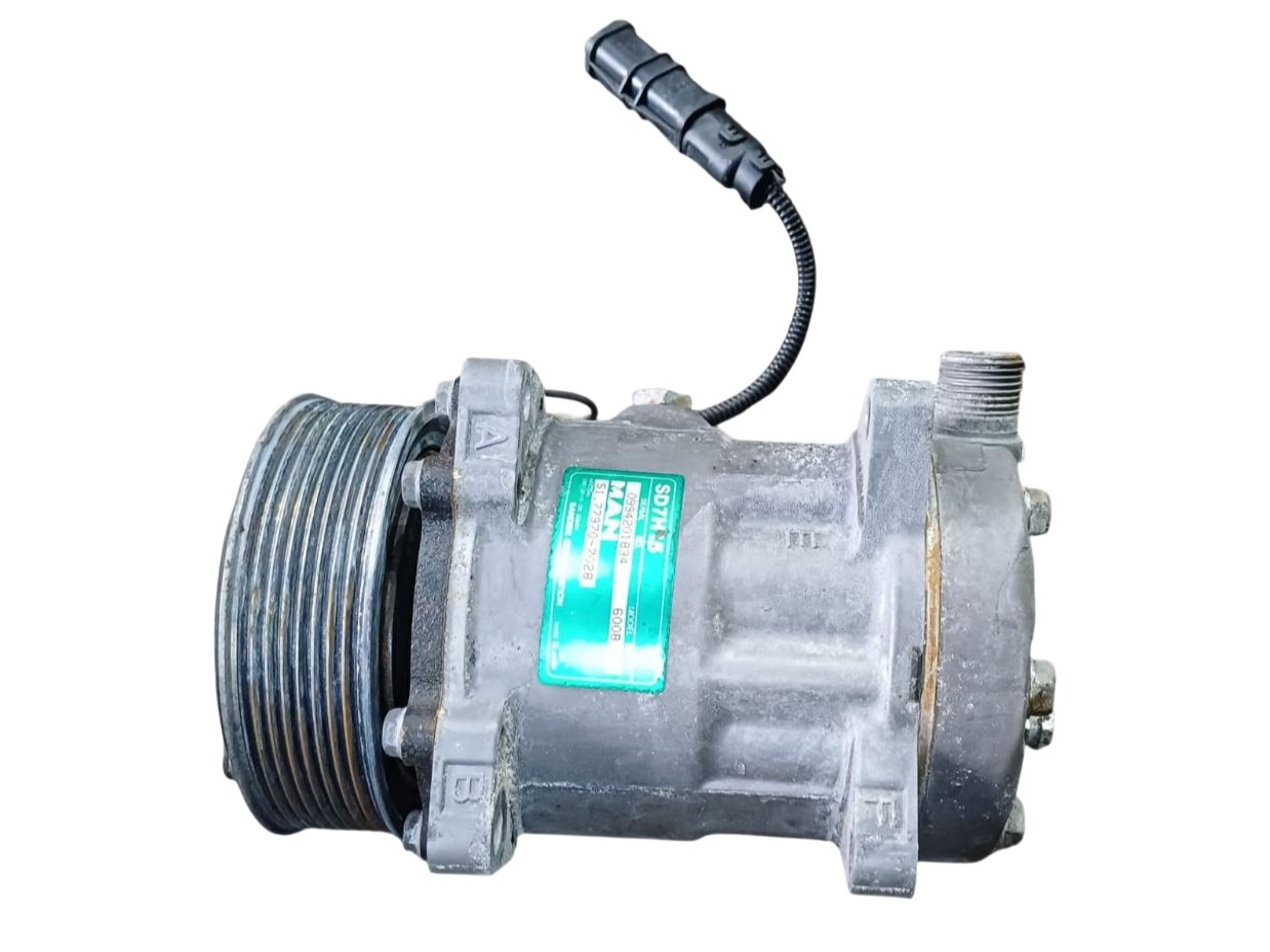  SPRĘŻARKA KLIMATYZACJI MAN D2676 51779707028