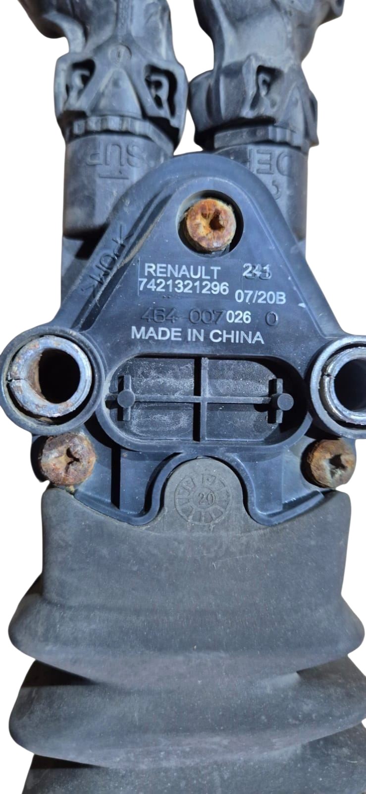 RENAULT T GAMA RANGE CZUJNIK POZIOMOWANIA KABINY 21321296