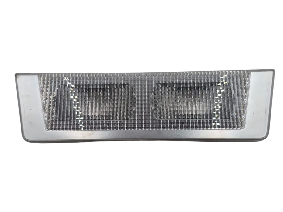 LAMPKA SUFITOWA  WEWNĘTRZNA KABINY RENAULT GAMA T
