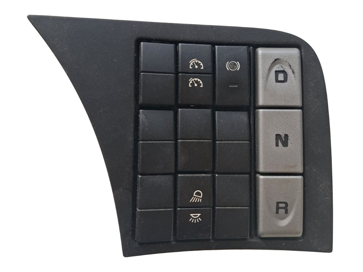 PANEL PRZEŁĄCZNIKÓW IVECO STRALIS — zdjęcie 1 z 4