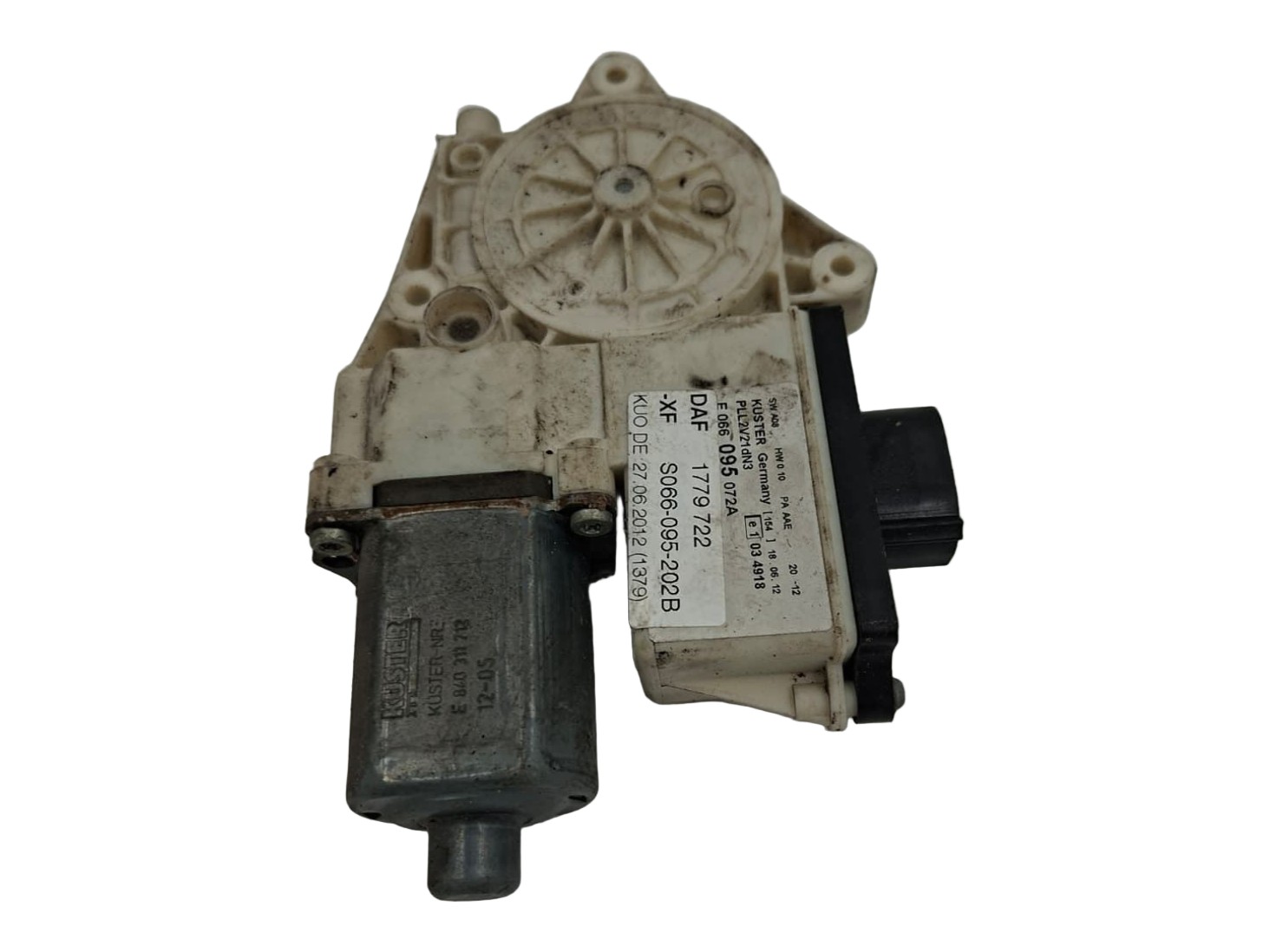SILNIK P0DNOSZENIA SZYBY PRAWY  ORYGINALNY DAF XF 105