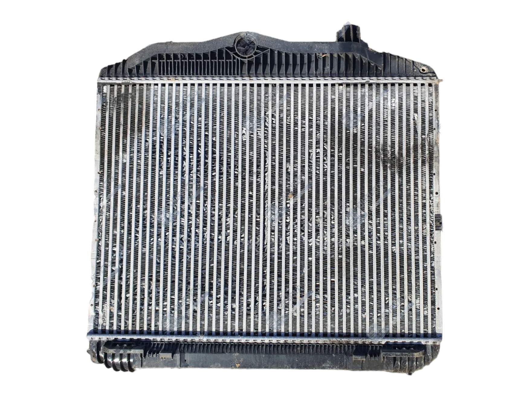 CHŁODNICA POWIETRZA INTERCOOLER MAN TGS TGA — zdjęcie 1 z 4