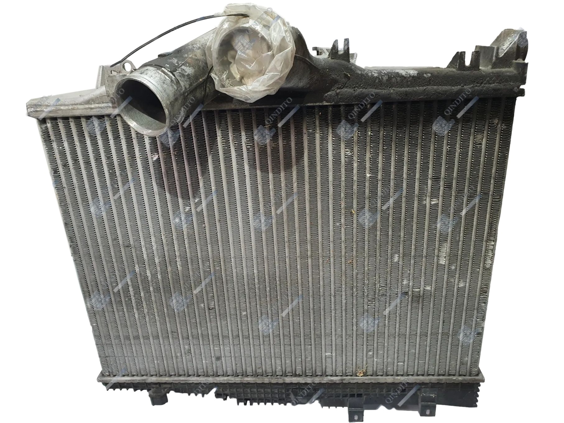 CHŁODNICA POWIETRZA INTERCOOLER MERCEDES ATEGO II A9735010301 — zdjęcie 1 z 2